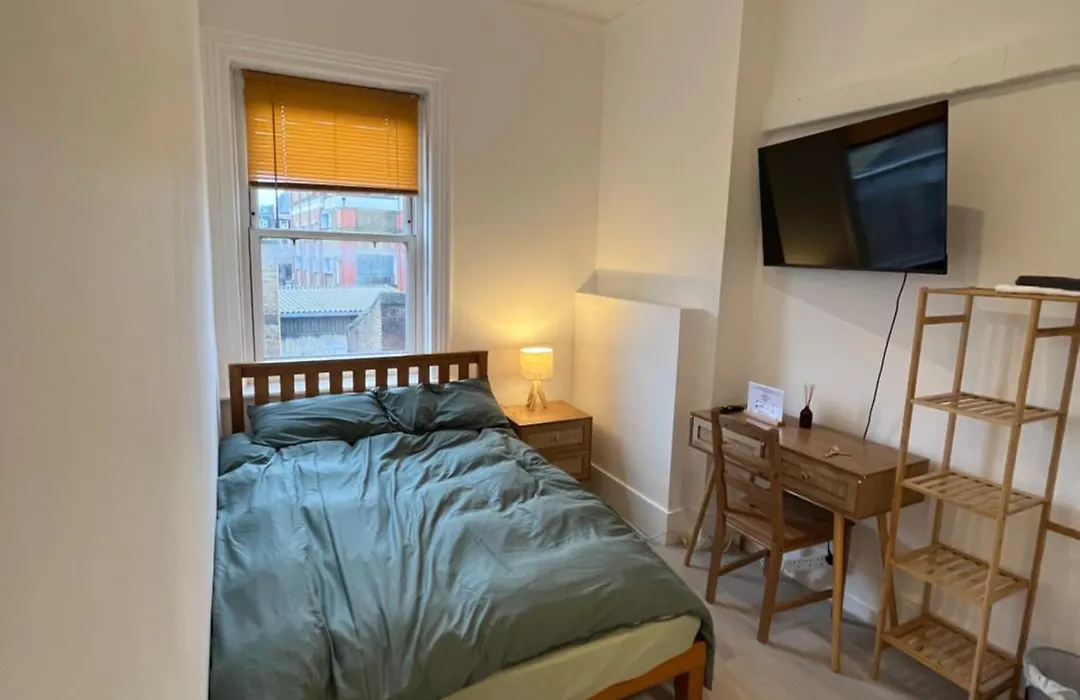 Camden Bnb-1
